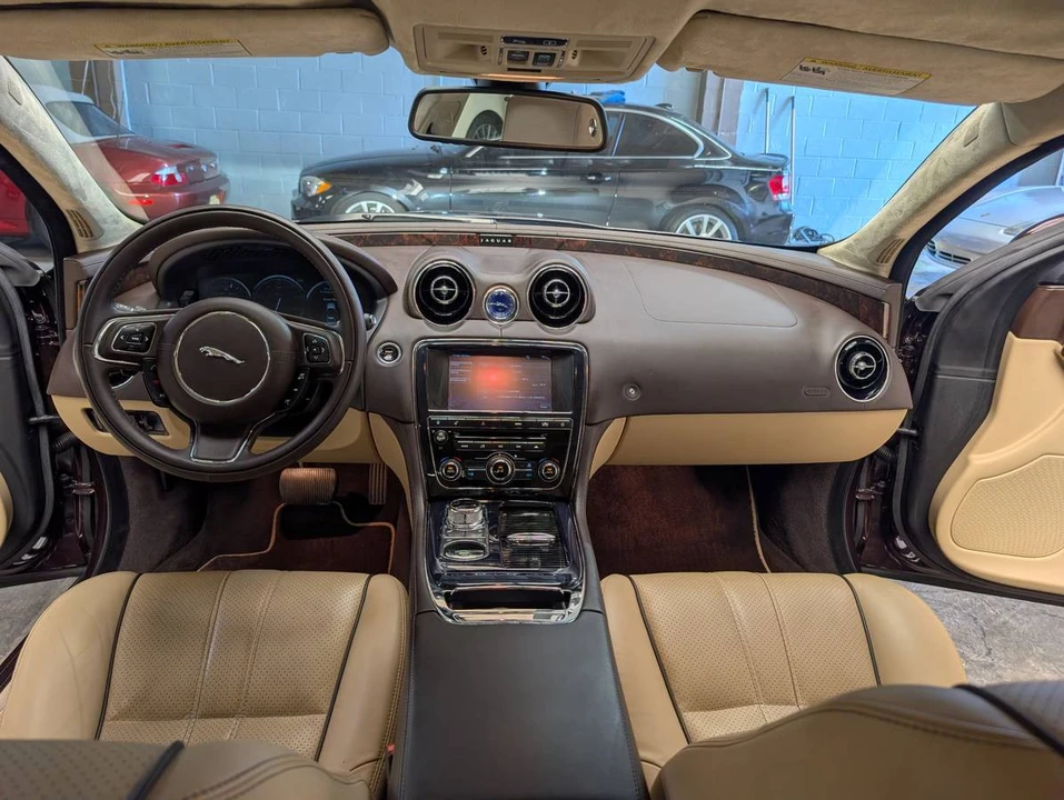 2011 Jaguar X351 XJ - Image 9 of 19