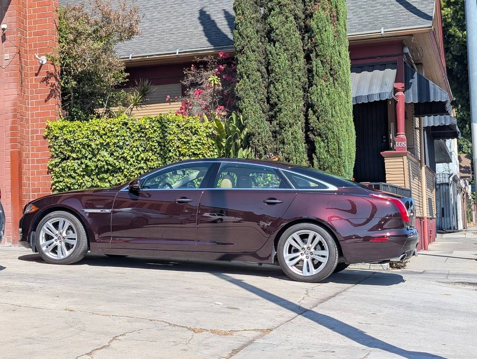 2011 Jaguar X351 XJ - Image 5 of 19
