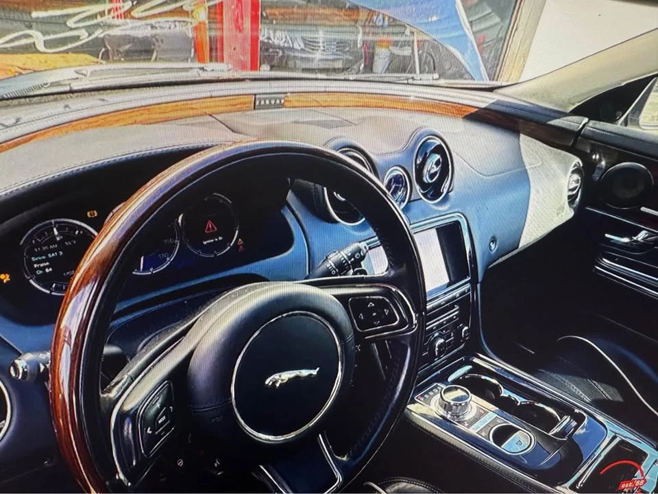 2011 Jaguar X351 XJ - Image 12 of 12