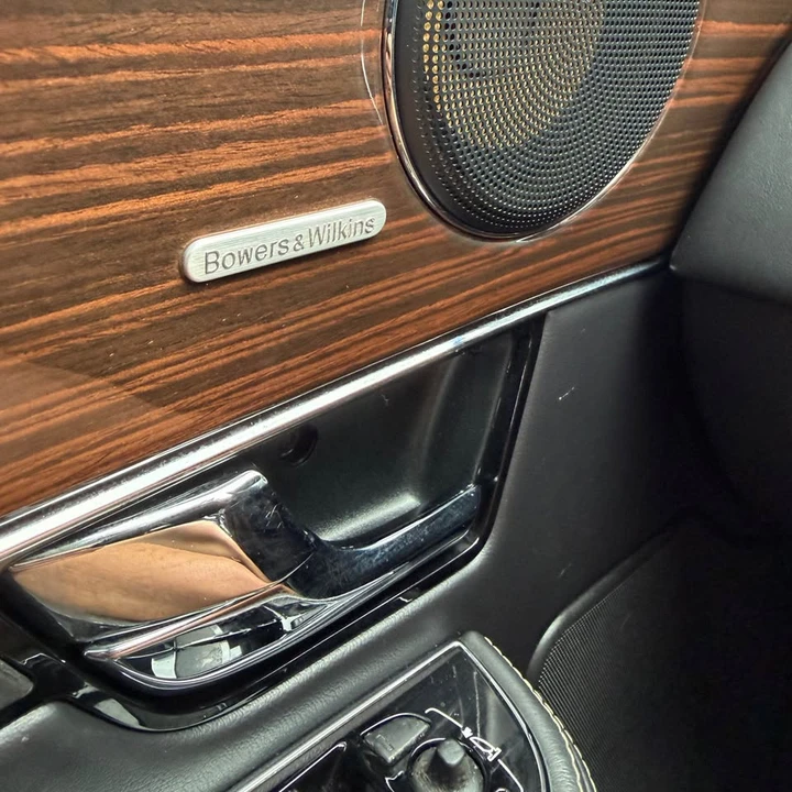 2011 Jaguar X351 XJ - Image 17 of 19