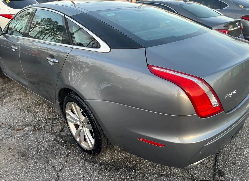 2011 Jaguar X351 XJ - Image 2 of 8