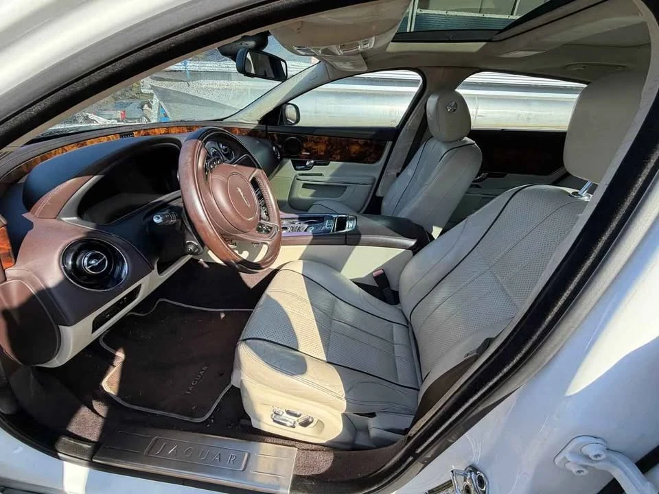 2011 Jaguar X351 XJ - Image 5 of 6