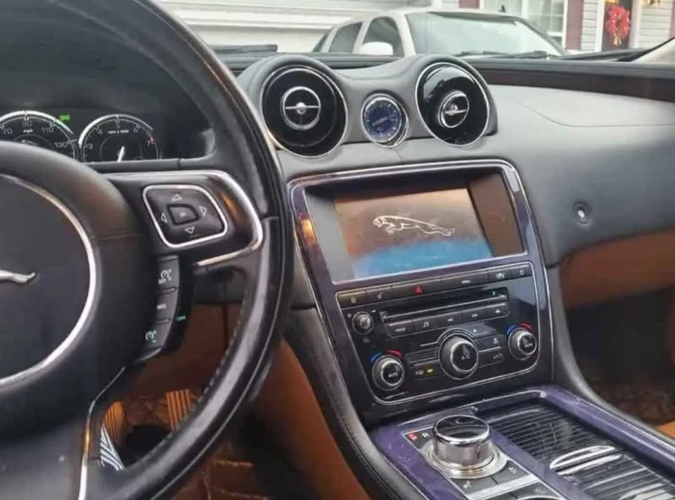 2011 Jaguar X351 XJ - Image 4 of 7