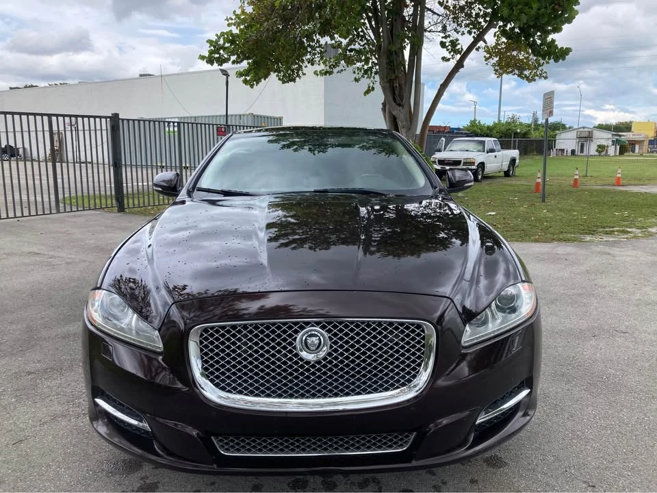 2011 Jaguar X351 XJ - Image 3 of 12