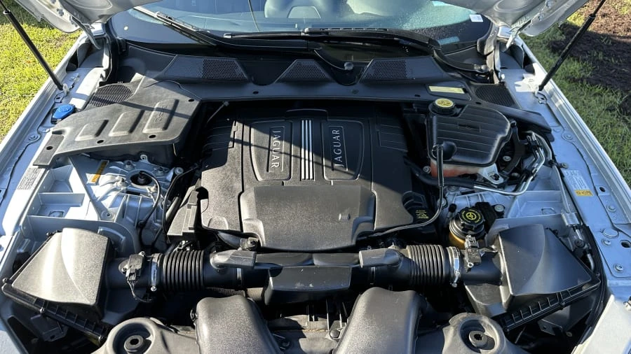 2011 Jaguar X351 XJ - Image 5 of 5