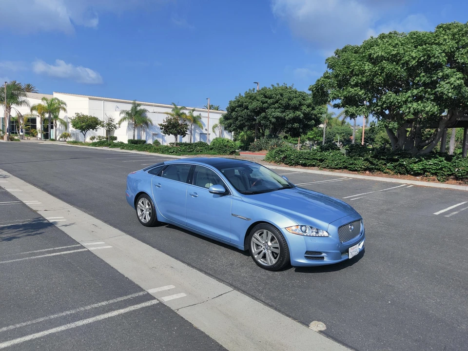 2011 Jaguar X351 XJ - Image 17 of 31
