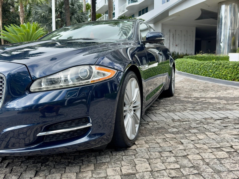2011 Jaguar X351 XJ - Image 27 of 31