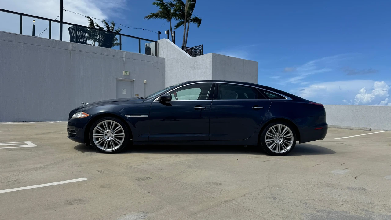 2011 Jaguar X351 XJ - Image 13 of 31