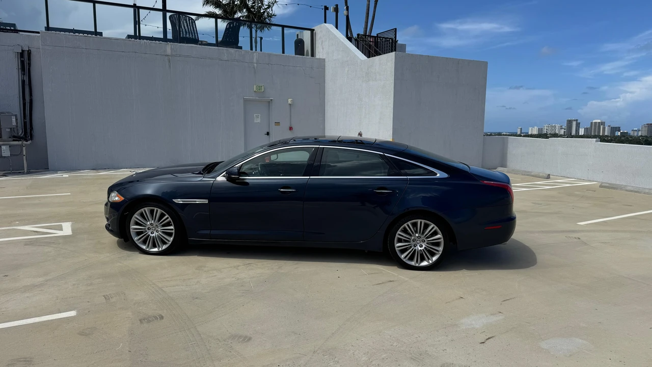 2011 Jaguar X351 XJ - Image 14 of 31