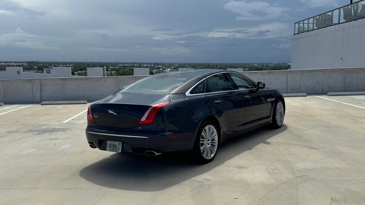 2011 Jaguar X351 XJ - Image 17 of 31