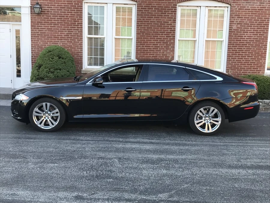 2011 Jaguar X351 XJ - Image 2 of 8