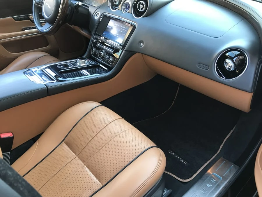 2011 Jaguar X351 XJ - Image 6 of 8