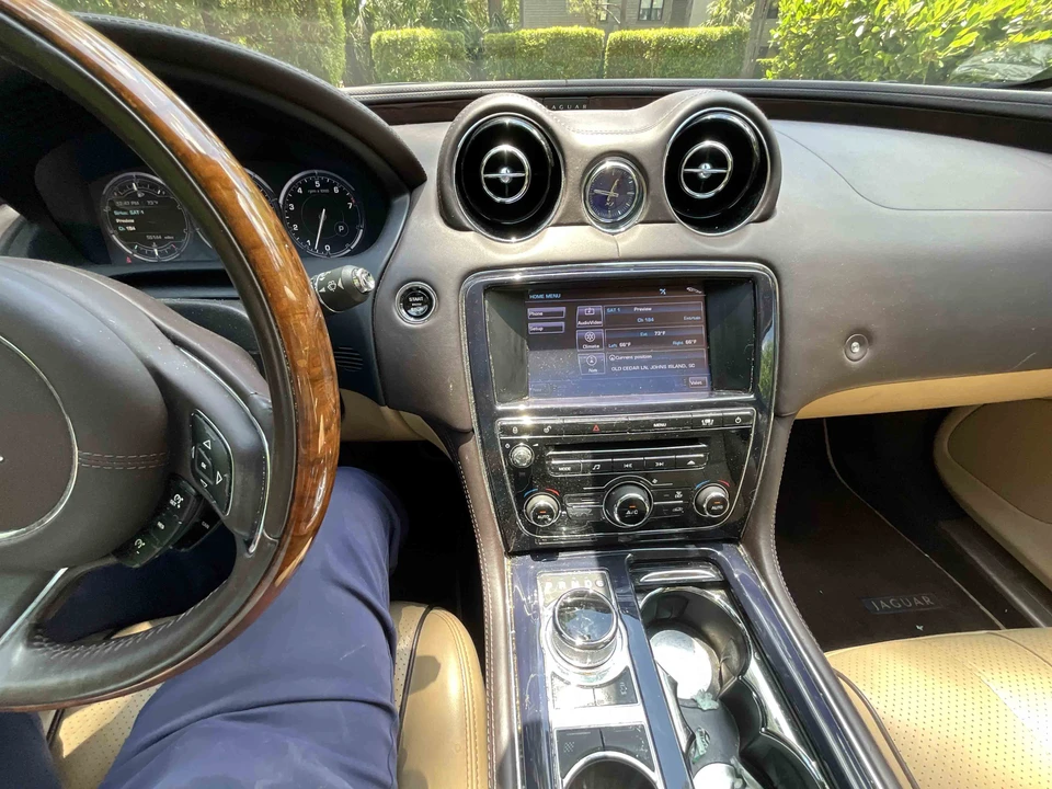 2011 Jaguar X351 XJ - Image 25 of 31