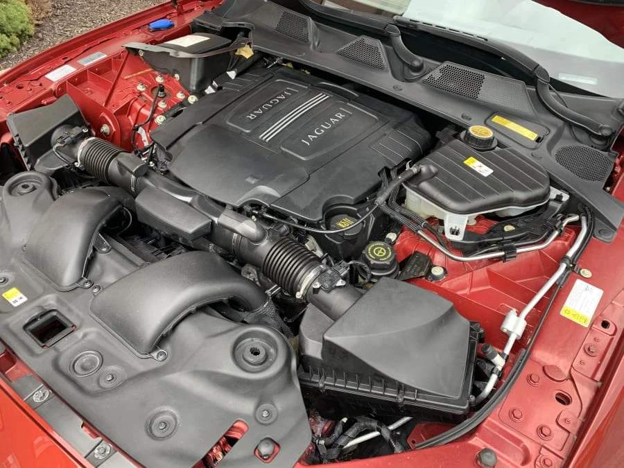 2011 Jaguar X351 XJ - Image 8 of 10