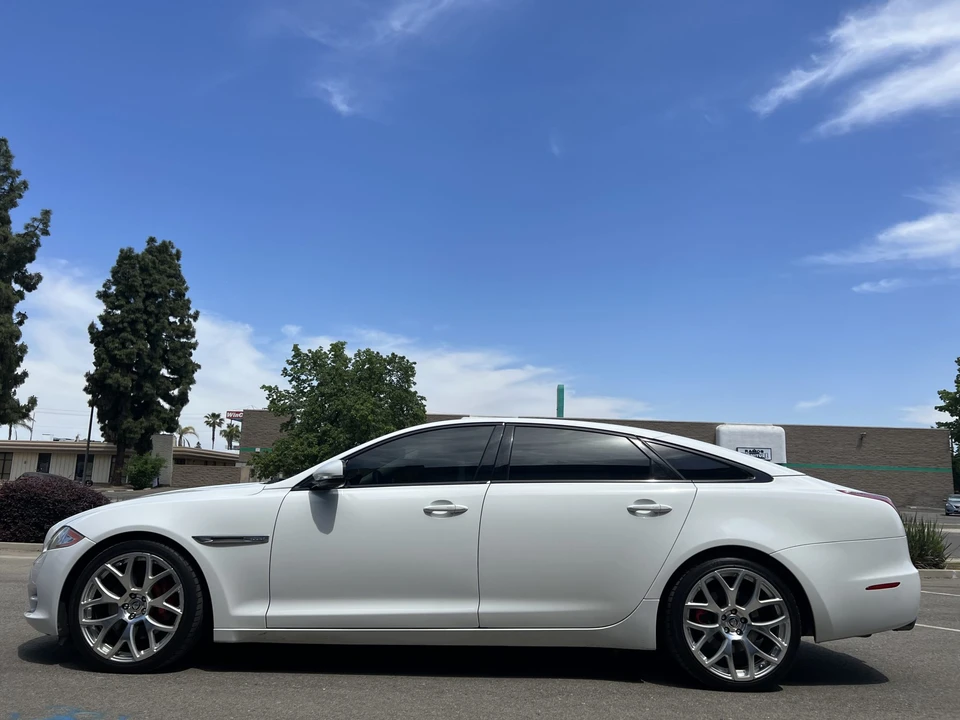 2011 Jaguar X351 XJ - Image 10 of 31