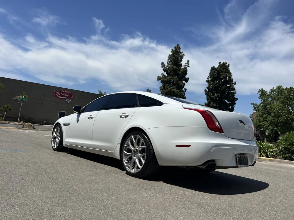 2011 Jaguar X351 XJ - Image 11 of 31
