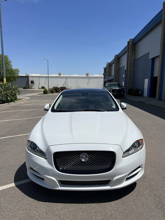 2011 Jaguar X351 XJ - Image 3 of 31