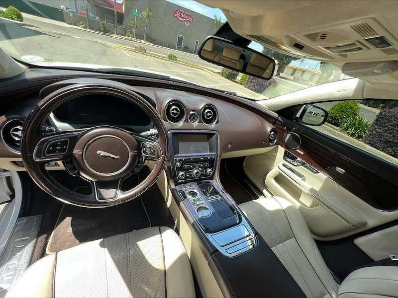 2011 Jaguar X351 XJ - Image 10 of 12
