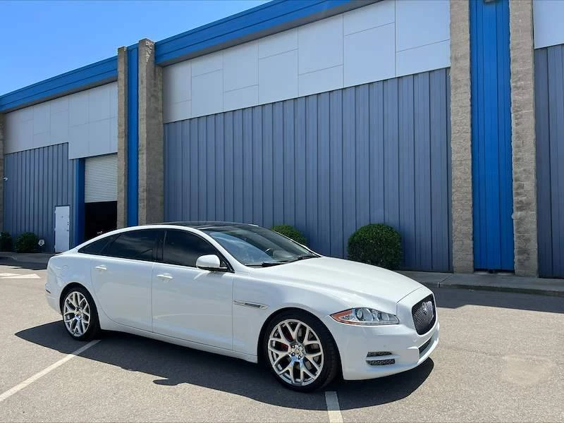 2011 Jaguar X351 XJ - Image 3 of 12