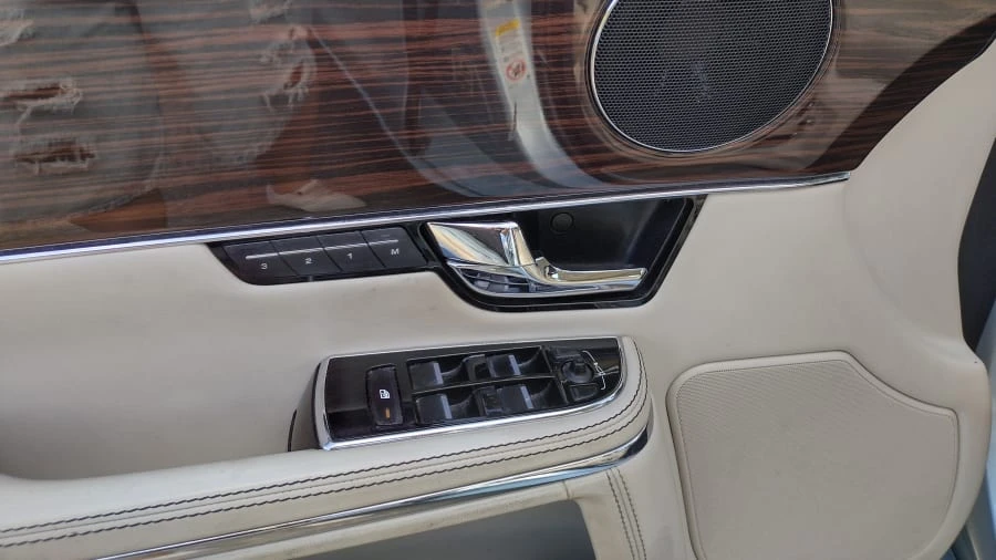 2011 Jaguar X351 XJ - Image 5 of 15