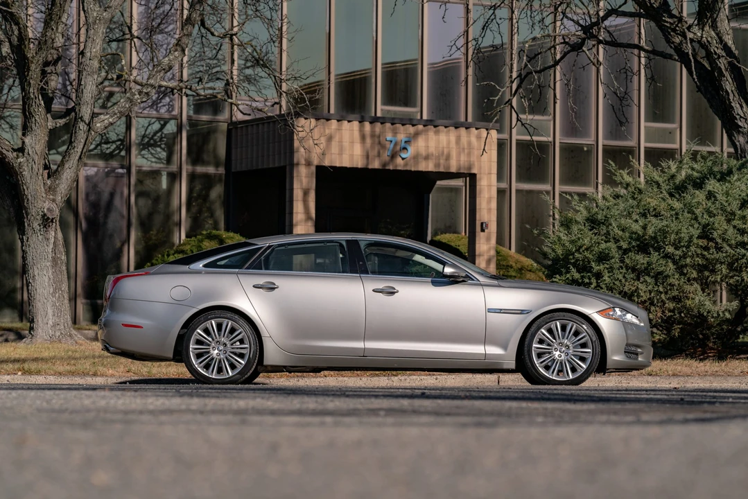 2011 Jaguar X351 XJ - Image 16 of 31