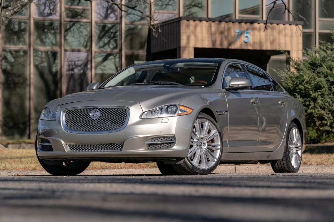 2011 Jaguar X351 XJ - Image 3 of 31