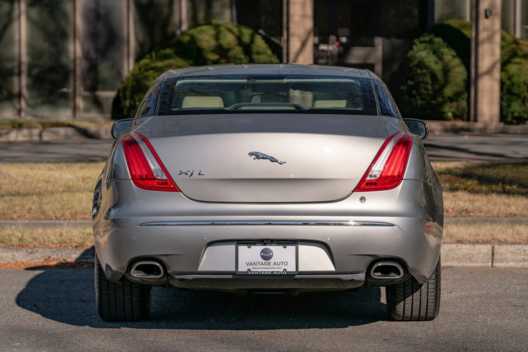 2011 Jaguar X351 XJ - Image 11 of 31