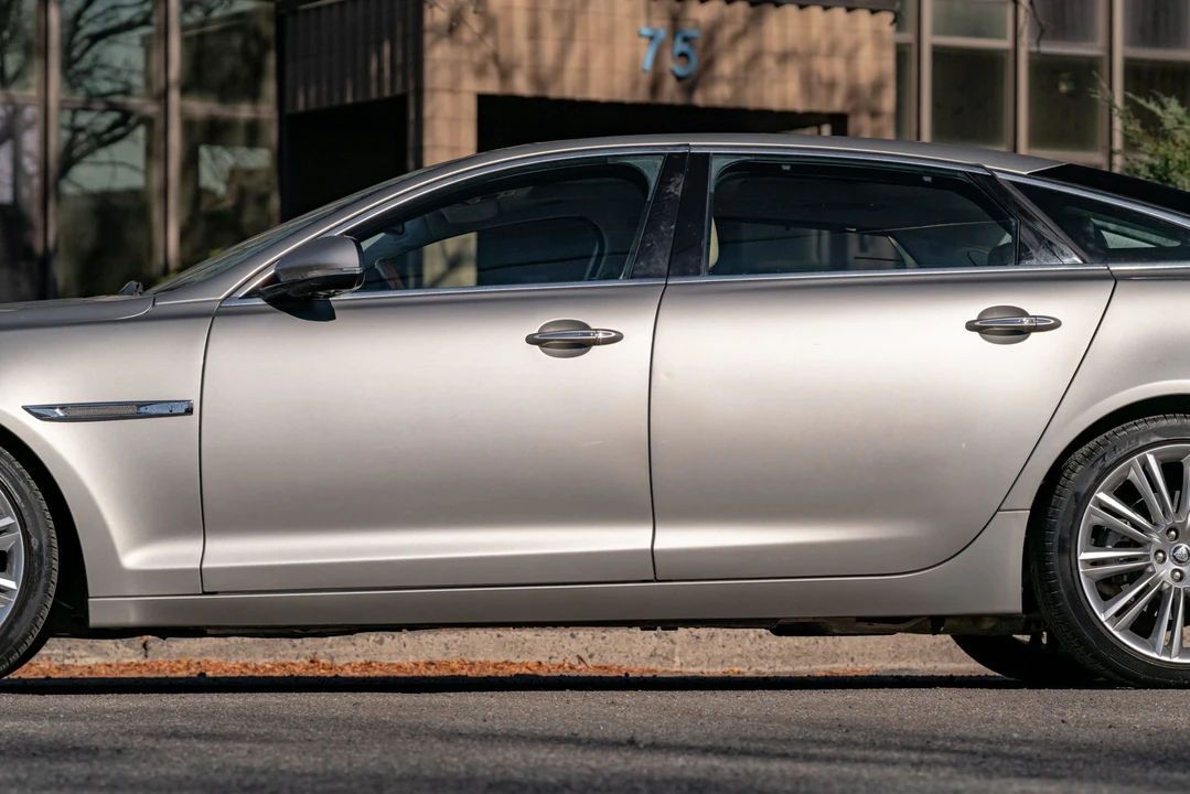 2011 Jaguar X351 XJ - Image 26 of 31