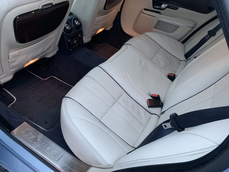 2011 Jaguar X351 XJ - Image 5 of 8