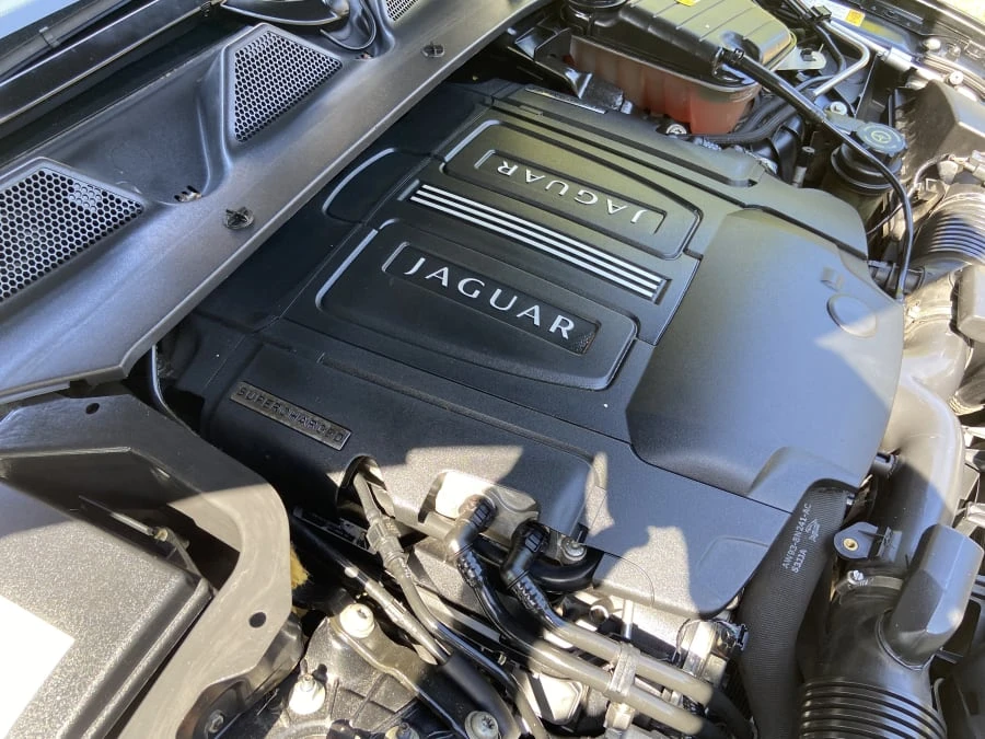 2011 Jaguar X351 XJ - Image 15 of 19