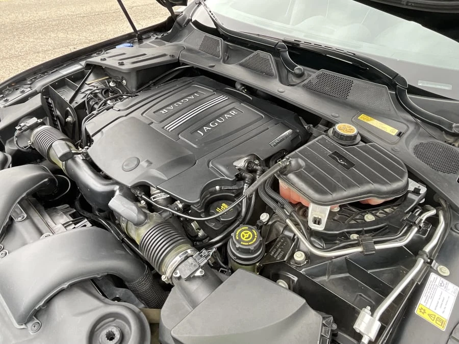 2011 Jaguar X351 XJ - Image 14 of 15