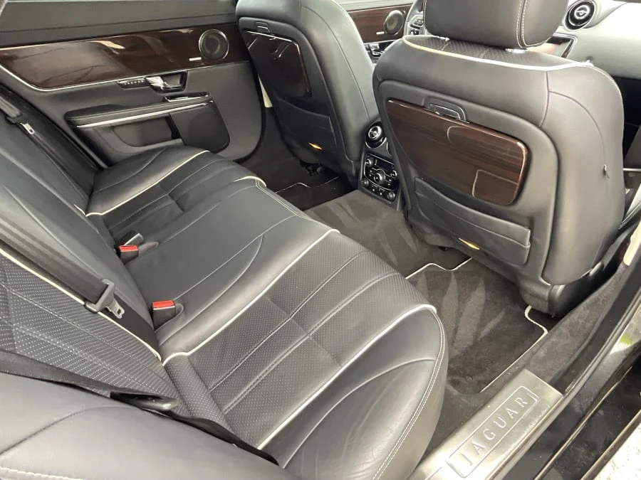 2011 Jaguar X351 XJ - Image 10 of 15