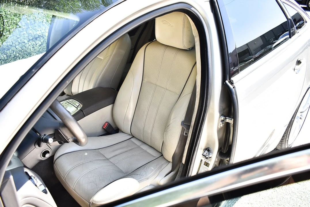 2011 Jaguar X351 XJ - Image 29 of 30