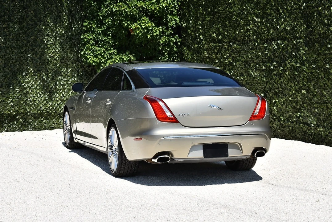 2011 Jaguar X351 XJ - Image 9 of 30