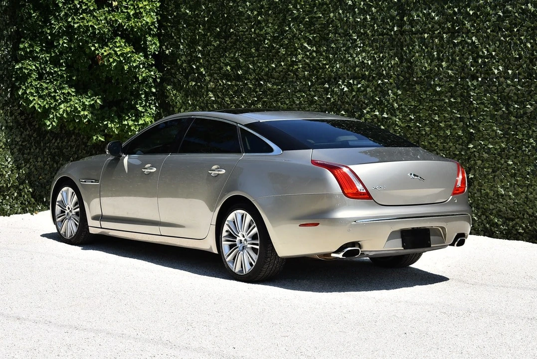 2011 Jaguar X351 XJ - Image 11 of 30