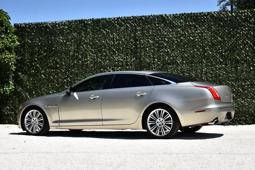 2011 Jaguar X351 XJ - Image 12 of 30