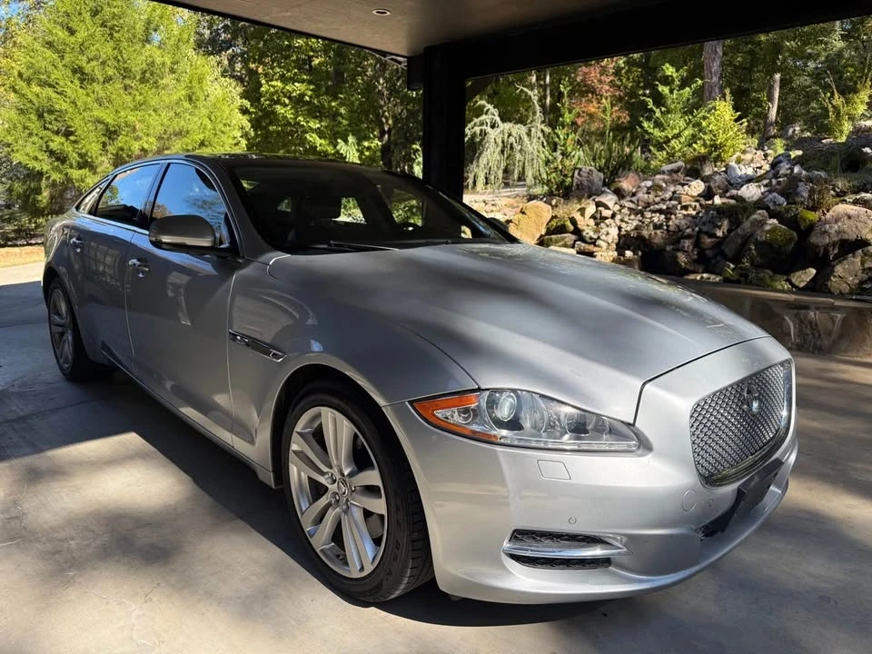 2011 Jaguar X351 XJ - Image 2 of 20