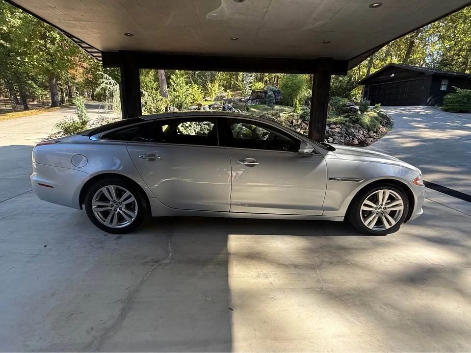 2011 Jaguar X351 XJ - Image 4 of 20