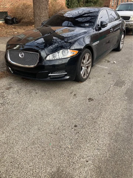 2011 Jaguar X351 XJ - Image 2 of 5