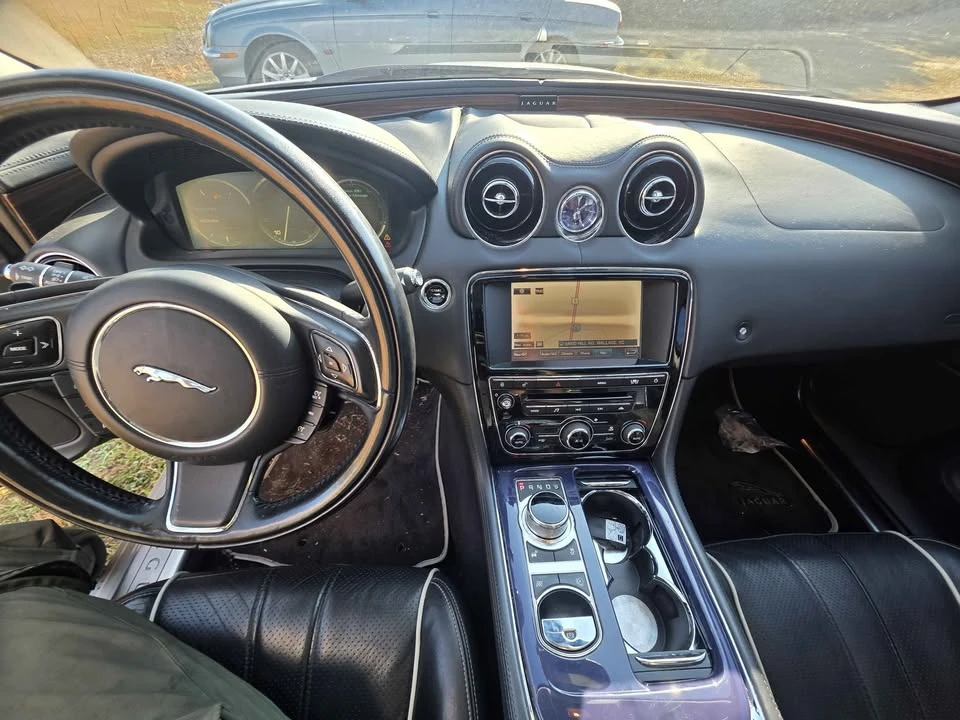 2011 Jaguar XJ Series 4 - Image 17 of 19