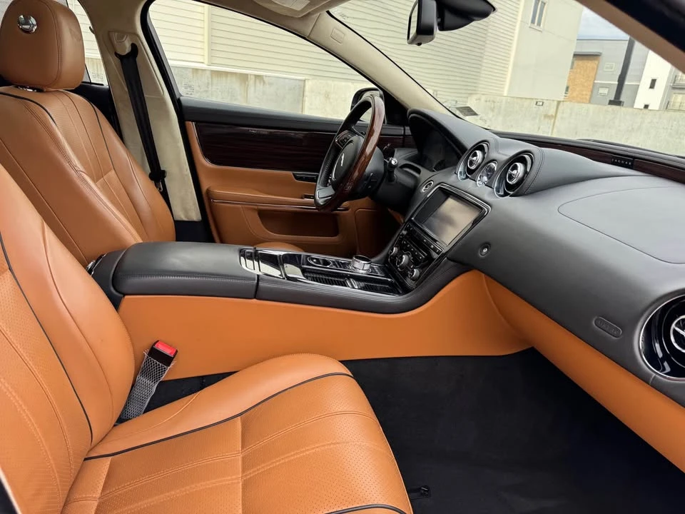 2011 Jaguar X351 XJ - Image 11 of 12