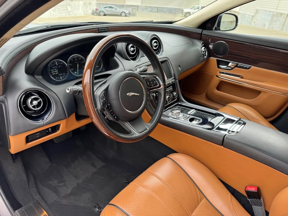 2011 Jaguar X351 XJ - Image 3 of 12