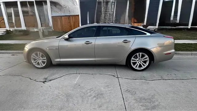 2011 Jaguar XJL Sedan