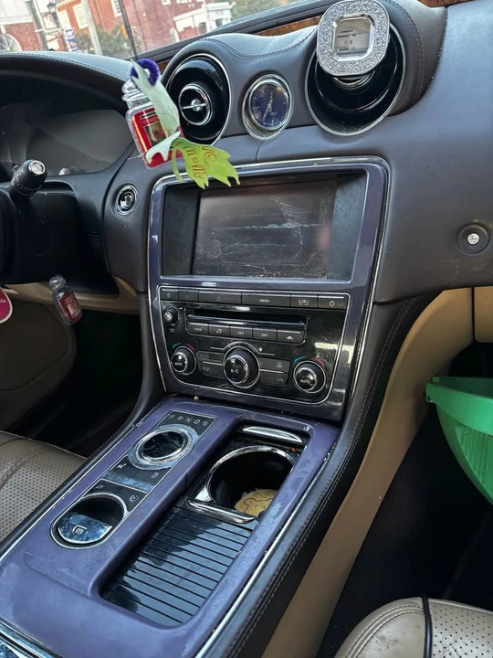 2011 Jaguar X351 XJ - Image 2 of 6