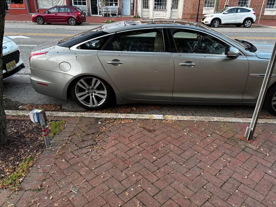 2011 Jaguar X351 XJ - Image 5 of 6