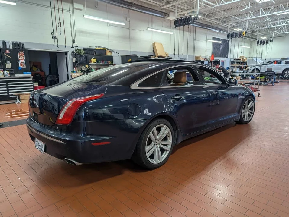 2011 Jaguar X351 XJ - Image 4 of 9