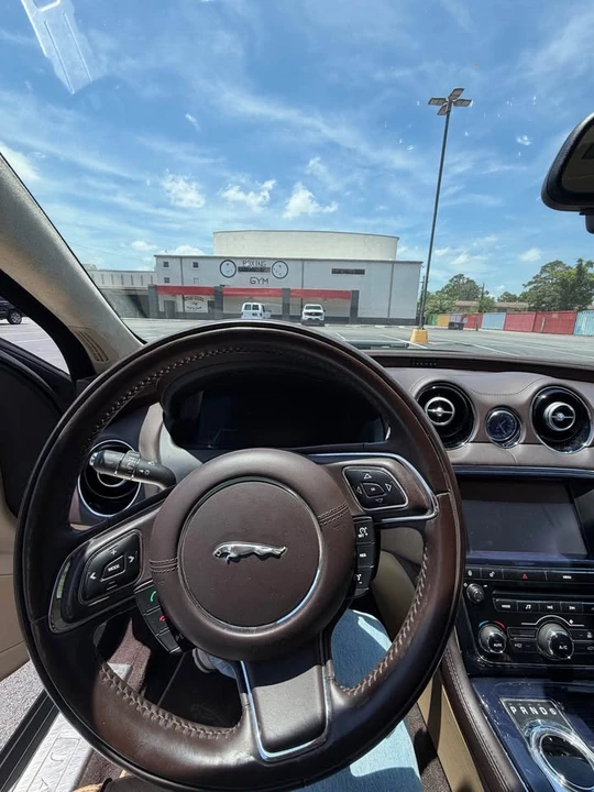 2011 Jaguar X351 XJ - Image 3 of 13