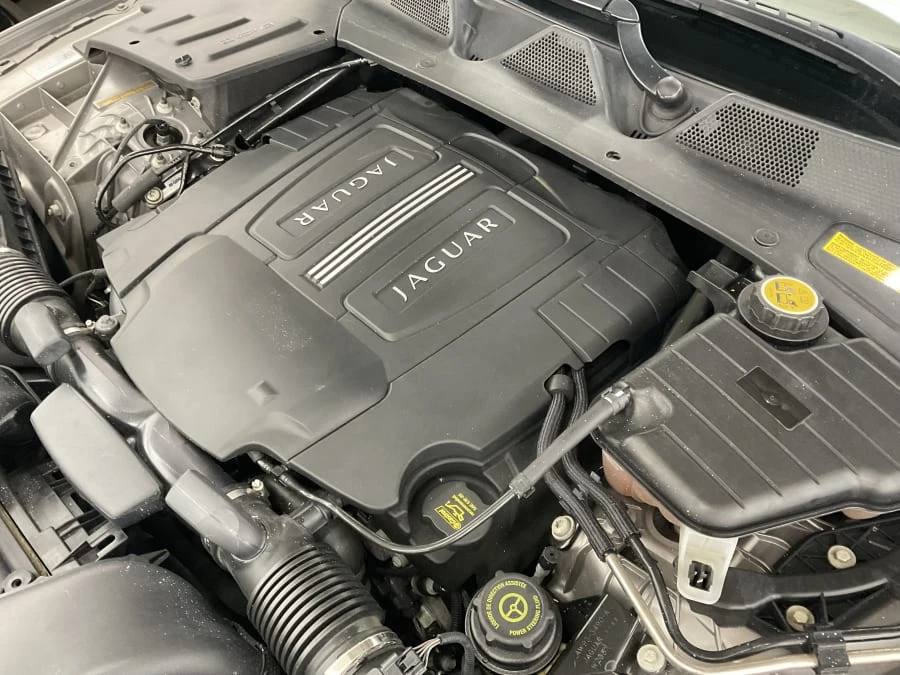 2011 Jaguar X351 XJ - Image 11 of 11