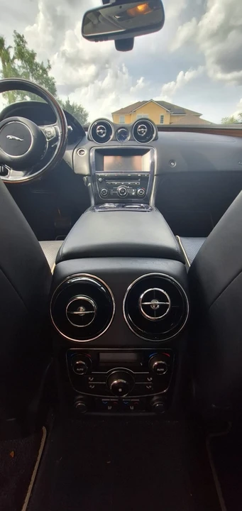 2011 Jaguar X351 XJ - Image 19 of 21