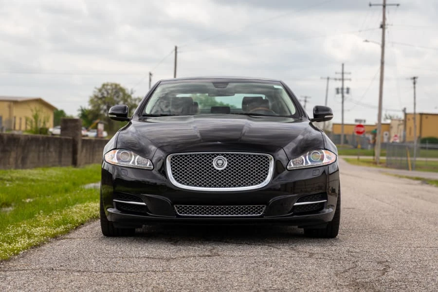 2011 Jaguar X351 XJ - Image 4 of 21
